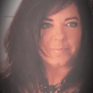 Meet your Posher, Deirdre